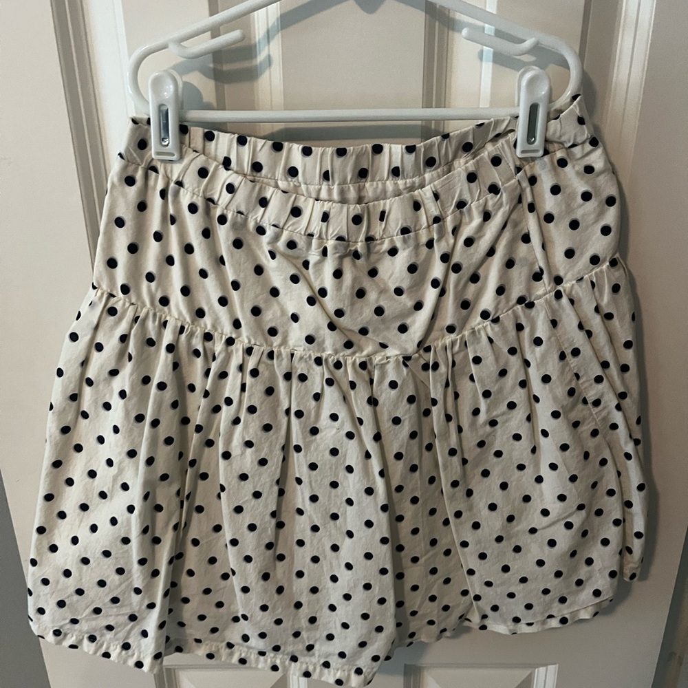 Poka dot skirt